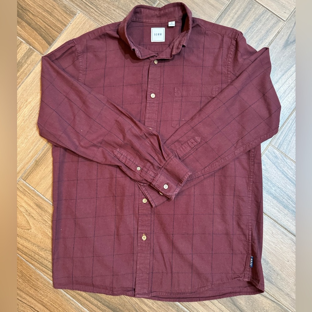 💜 2/$15 ROWM long sleeves button down shirt